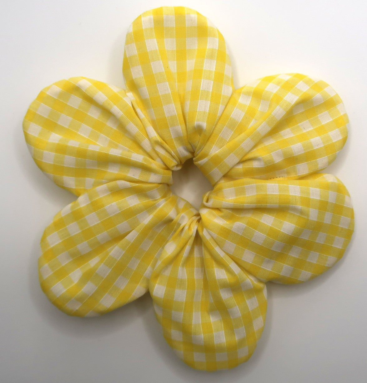 Anabia Oversized Flower Scrunchies